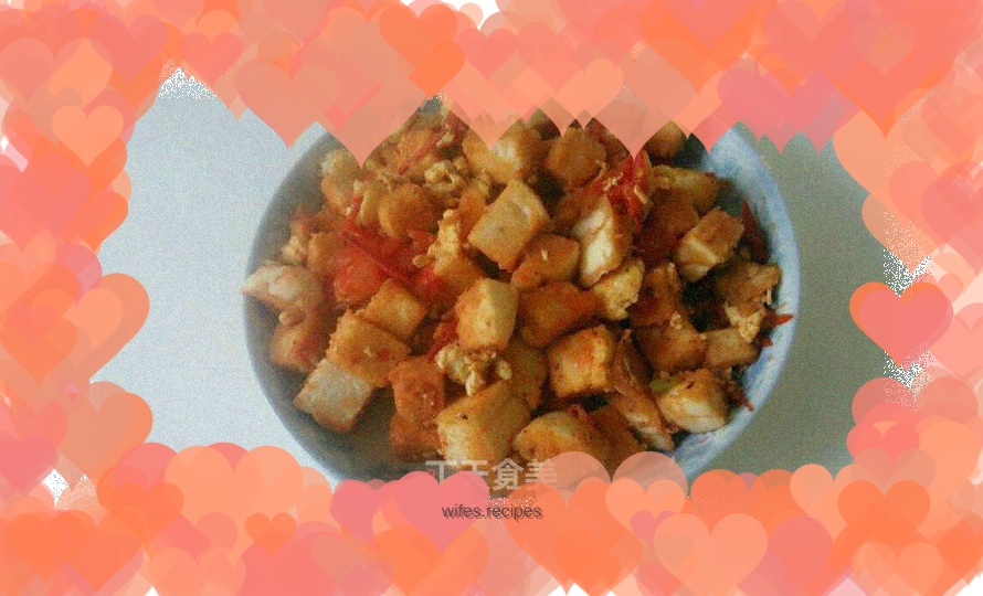 Fried steamed buns with tomatoes