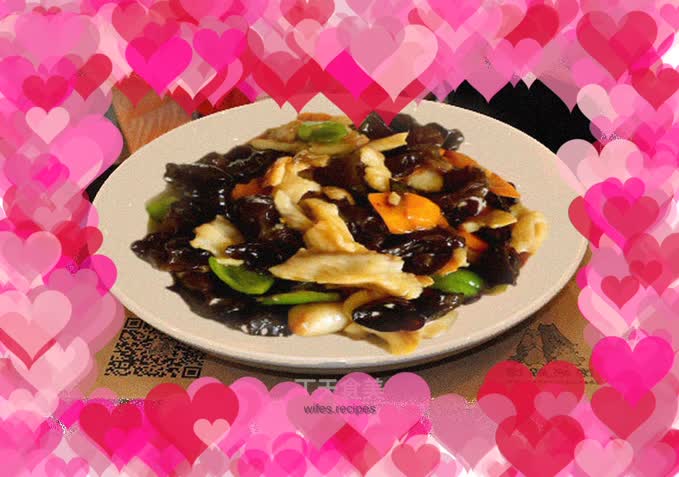 Stir-fried Qingjiang fish with colorful pepper and black fungus