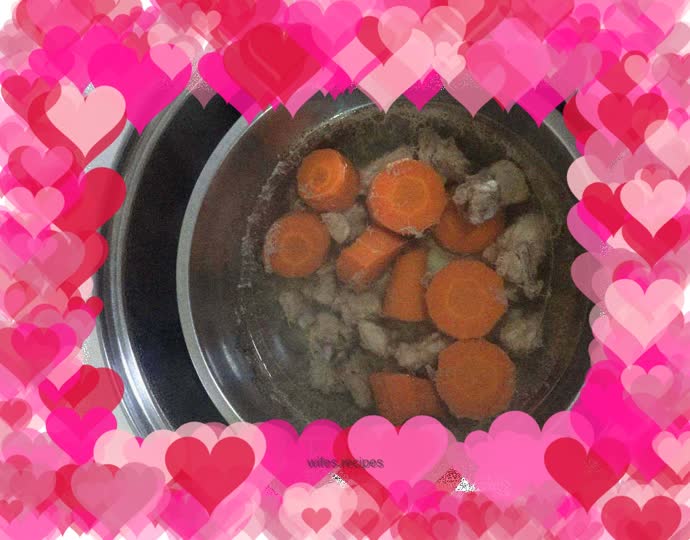Carrot pork ribs soup