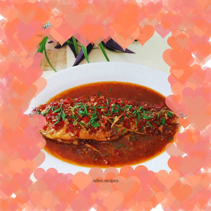 Yellow croaker with chopped pepper