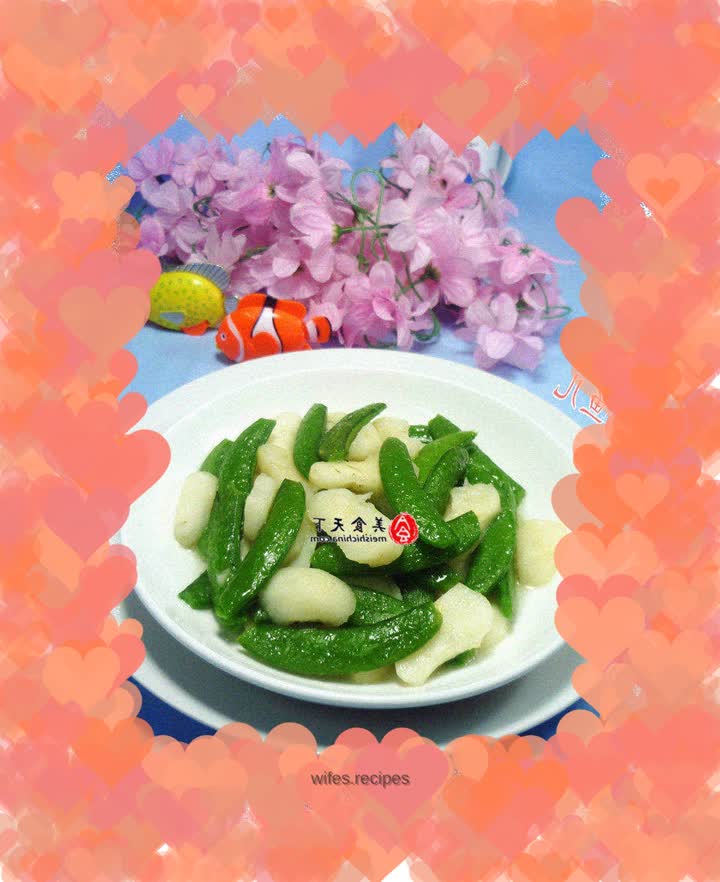 Fried water chestnuts with sweet beans