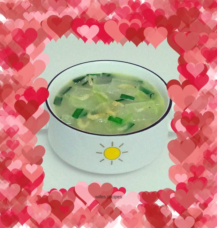 Milky white winter melon soup