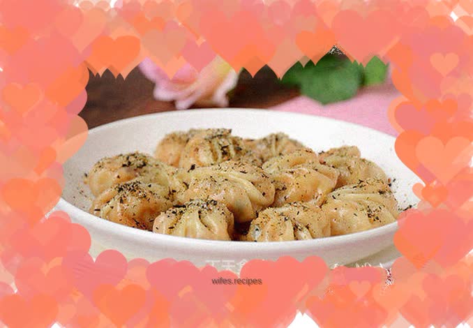 【Semi-Sweet and Salty Pork Steamed Dumplings】--- Semi-sweet and semi-salty local taste