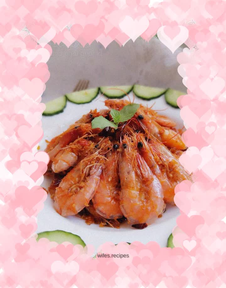 Stir-fried shrimp in typhoon shelter