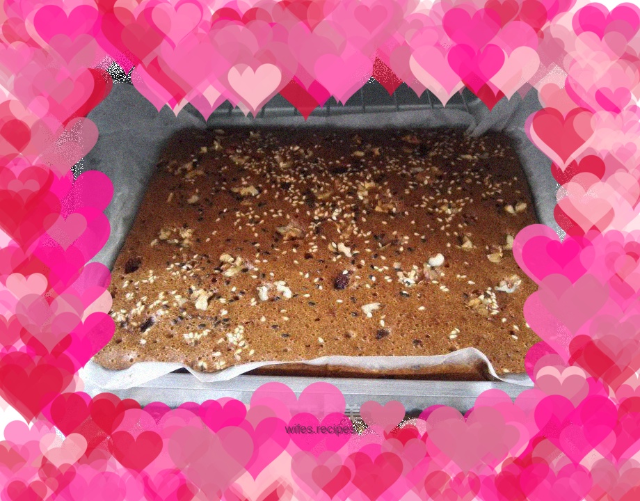 Walnut and Date Cake