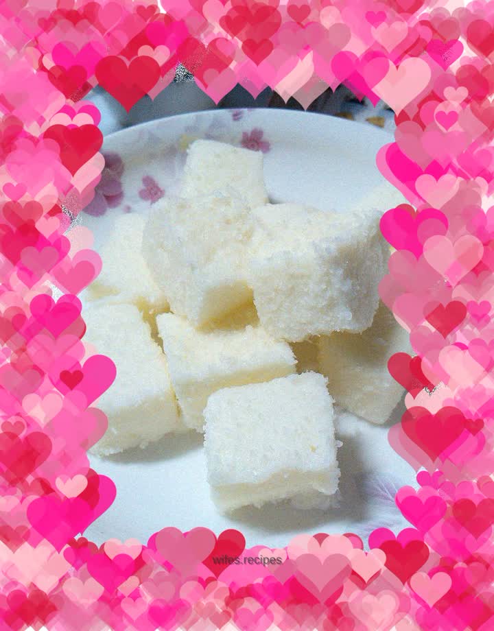 Coconut milk square cake