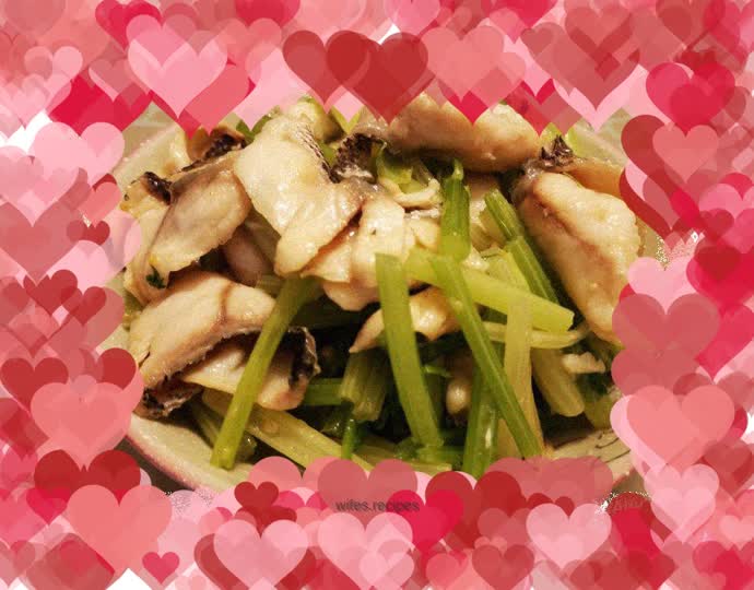 Fried black fish fillets with celery