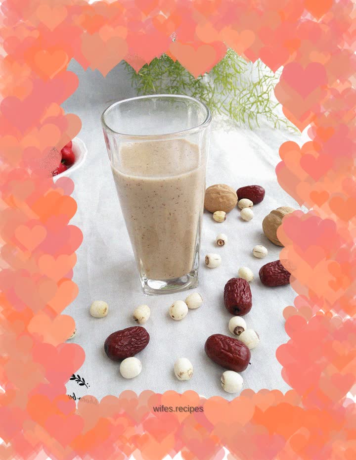 Lotus seed, lily and red date soup