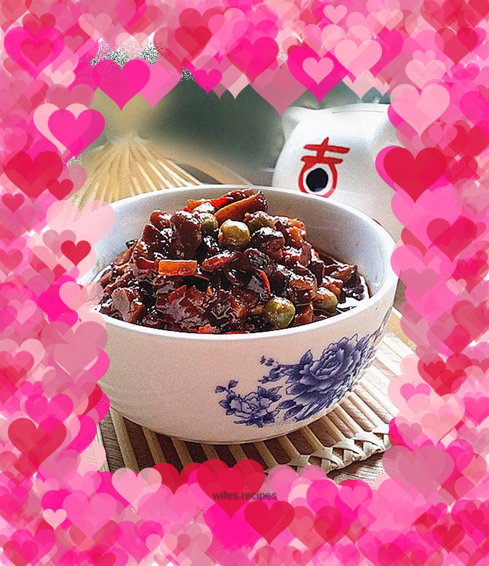 Homemade ham and mushroom hot sauce