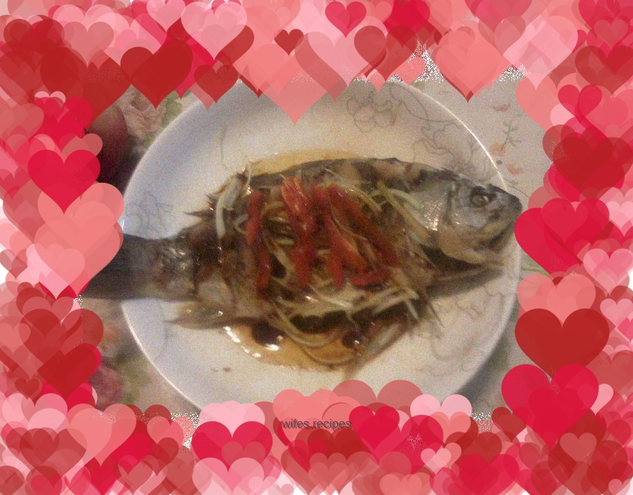 Steamed crucian carp