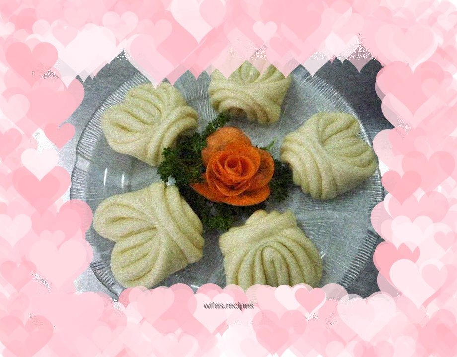 "Pig's trotters" flower roll