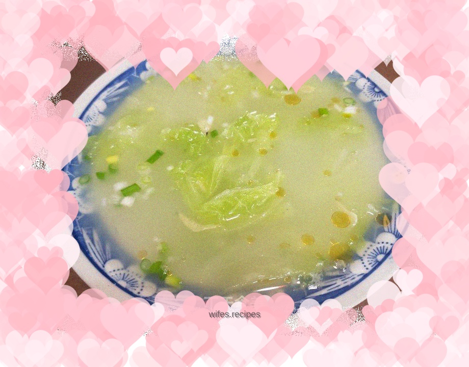 Cabbage and shrimp skin soup