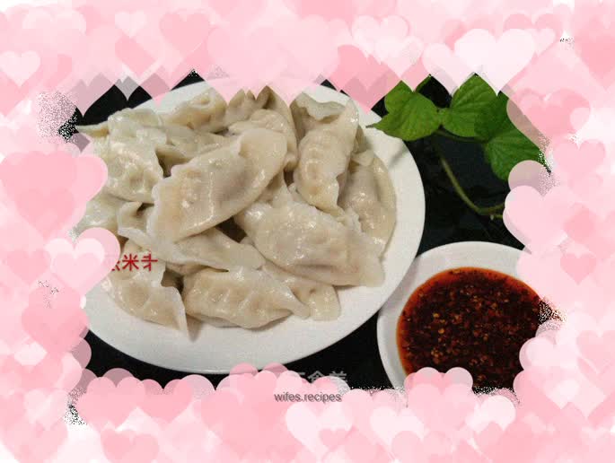 Mutton and green radish stuffed dumplings