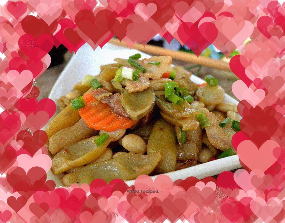 Stir-fried broad beans with pork belly