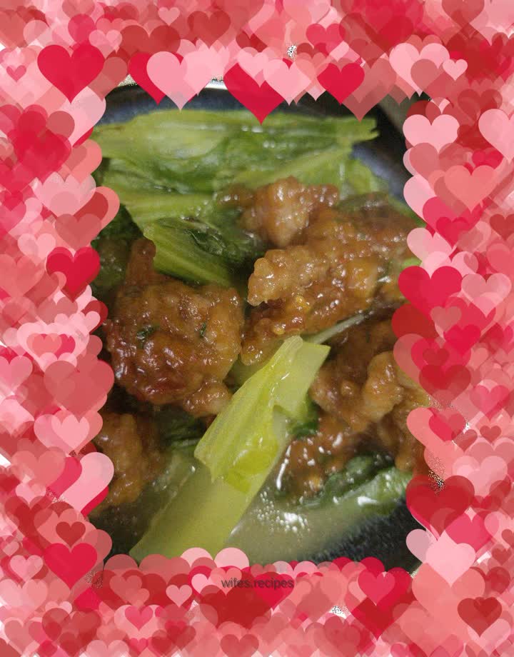 Lettuce and vegetable broth