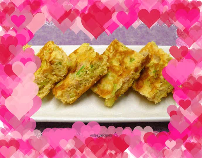 Thick egg omelette with celery and tuna ♥ Herb omelette 2