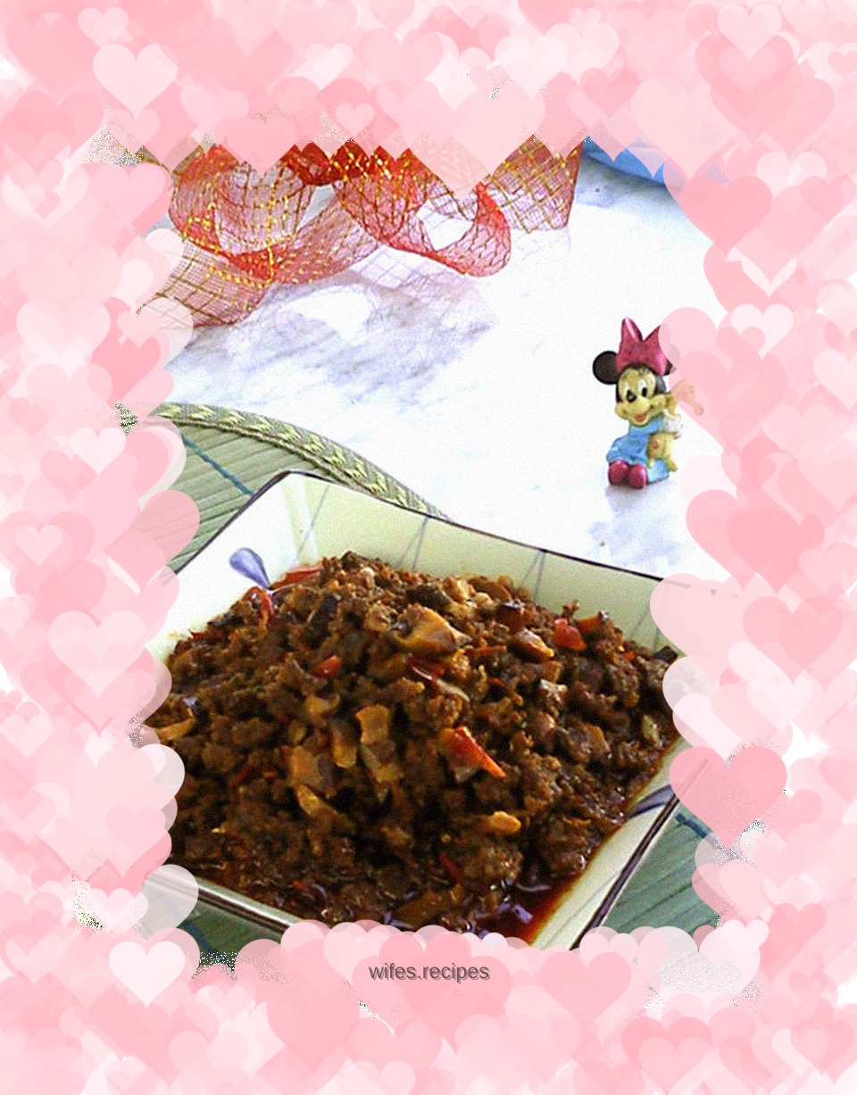 Spicy Mushroom Beef Sauce