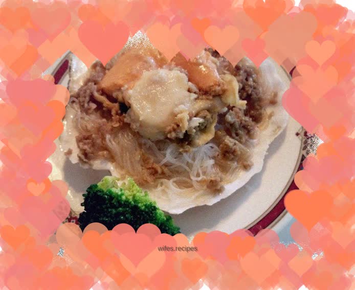 Steamed scallops with vermicelli