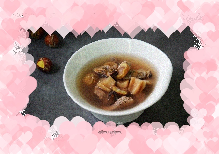 Dried radish, oyster, chestnut and lean meat soup