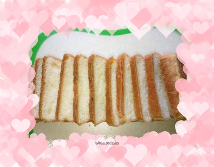 Sliced toast