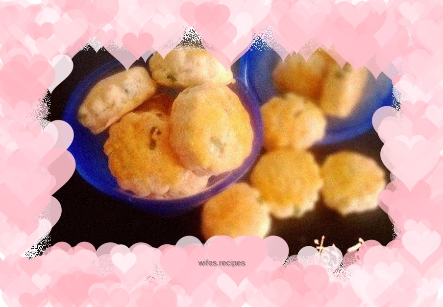 Chive and Cheese Scones