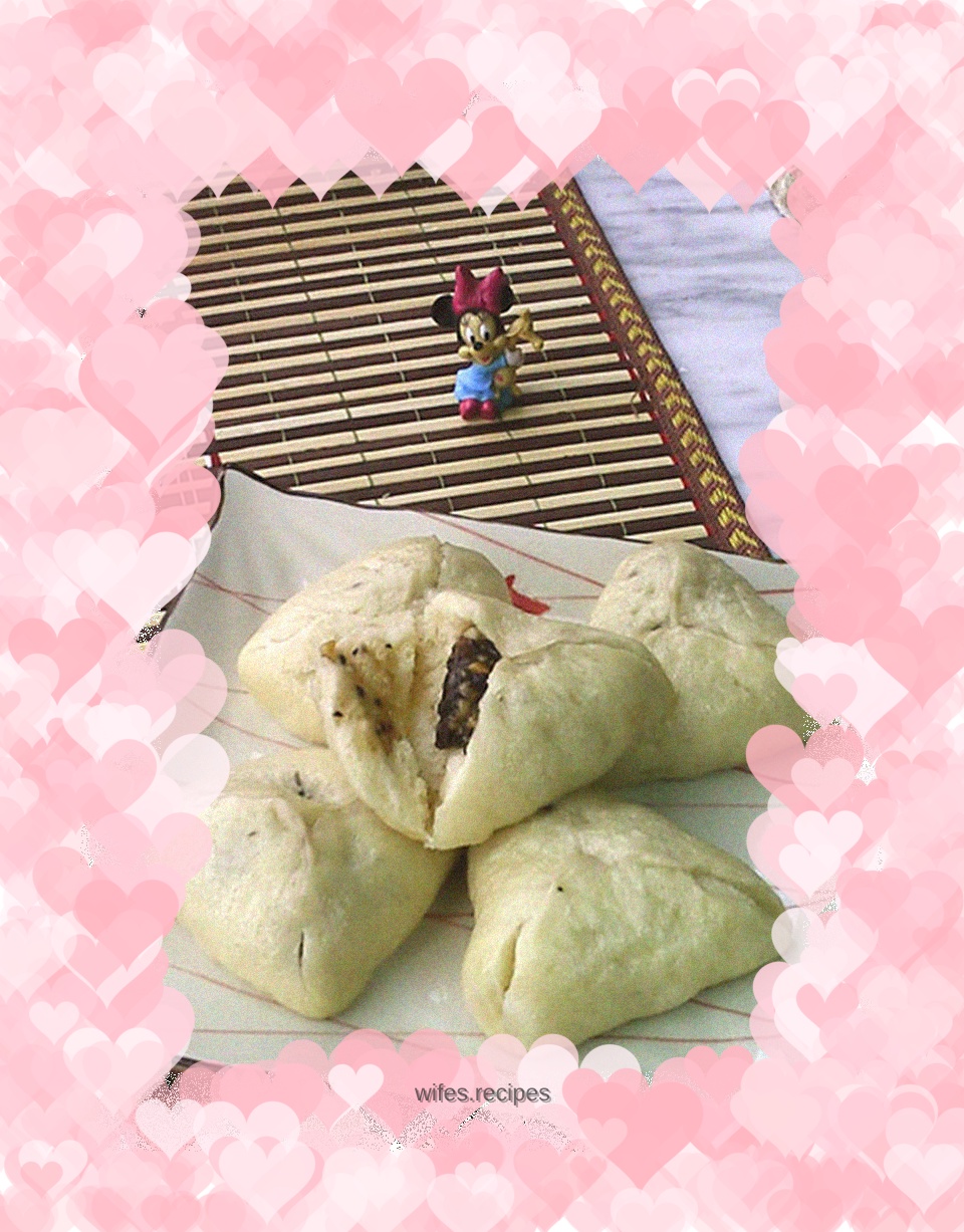 Peanut Rose Candy Triangle