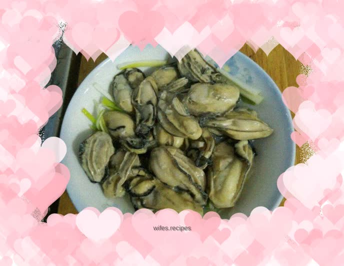 Sea oysters with scallions