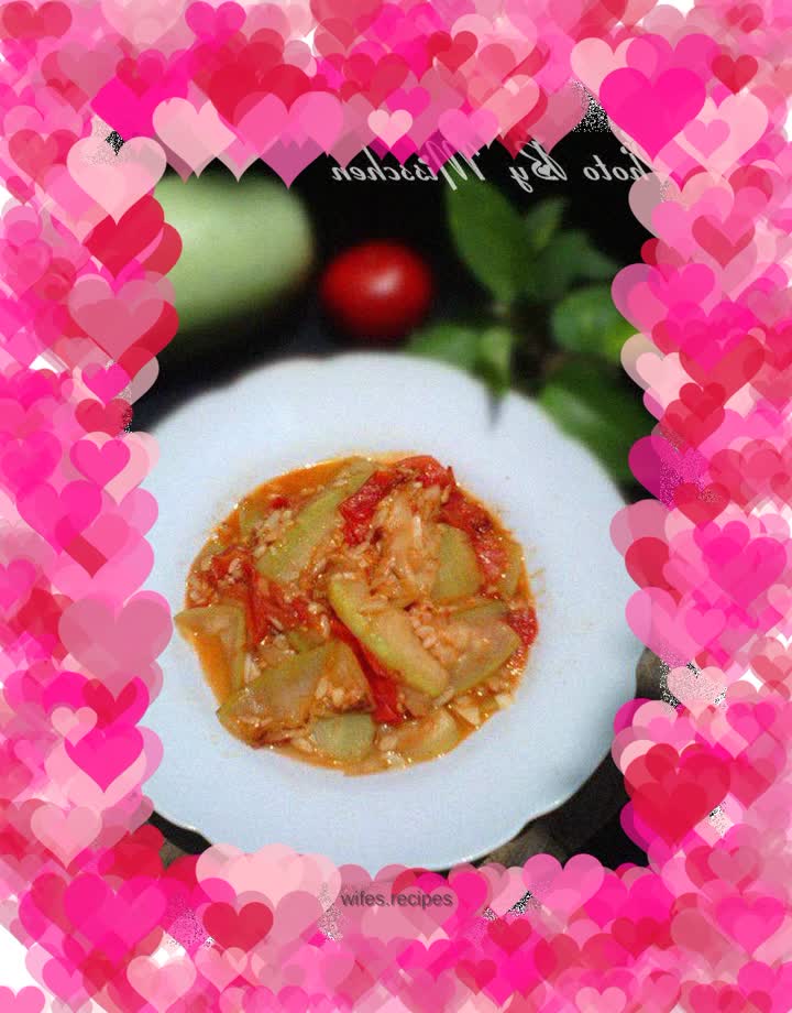Stir-fried gourd with tomatoes