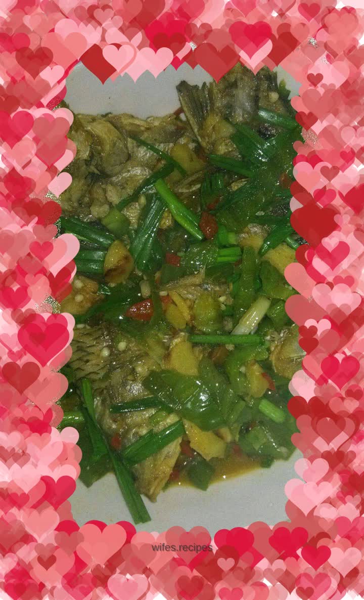 Braised fish with green pepper