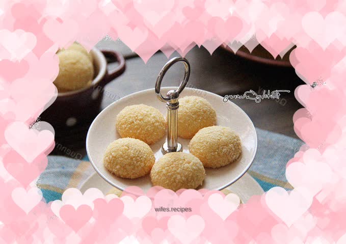 Egg Yolk Coconut Pastry