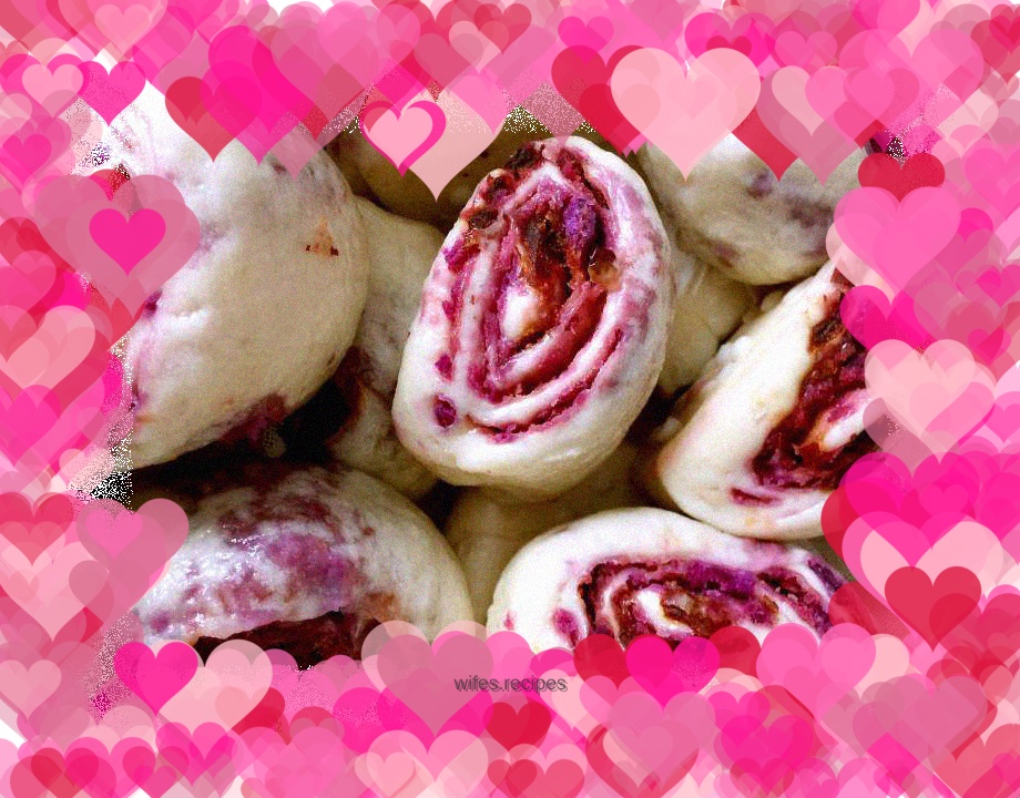 Purple potato, red dates and longan knife-cut steamed buns