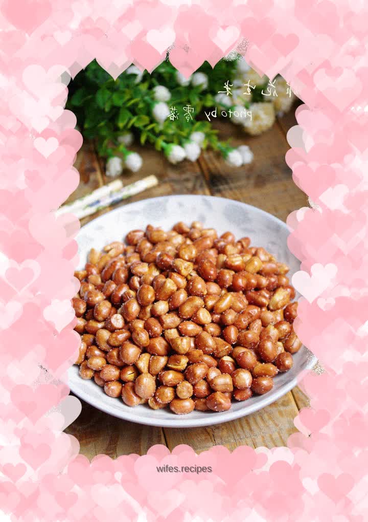 Healthy snack: Fried peanuts