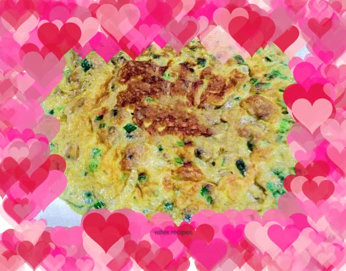 Fried egg with white clam meat