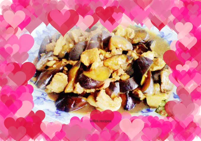 Grilled eggplant with sliced meat