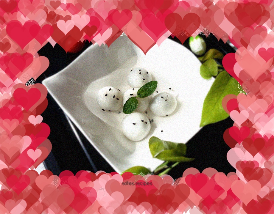 Black sesame glutinous rice balls