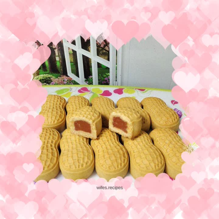 Hawthorn stuffed mooncakes