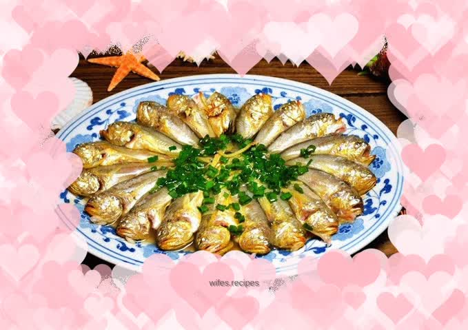 Microwave version of steamed plum fish