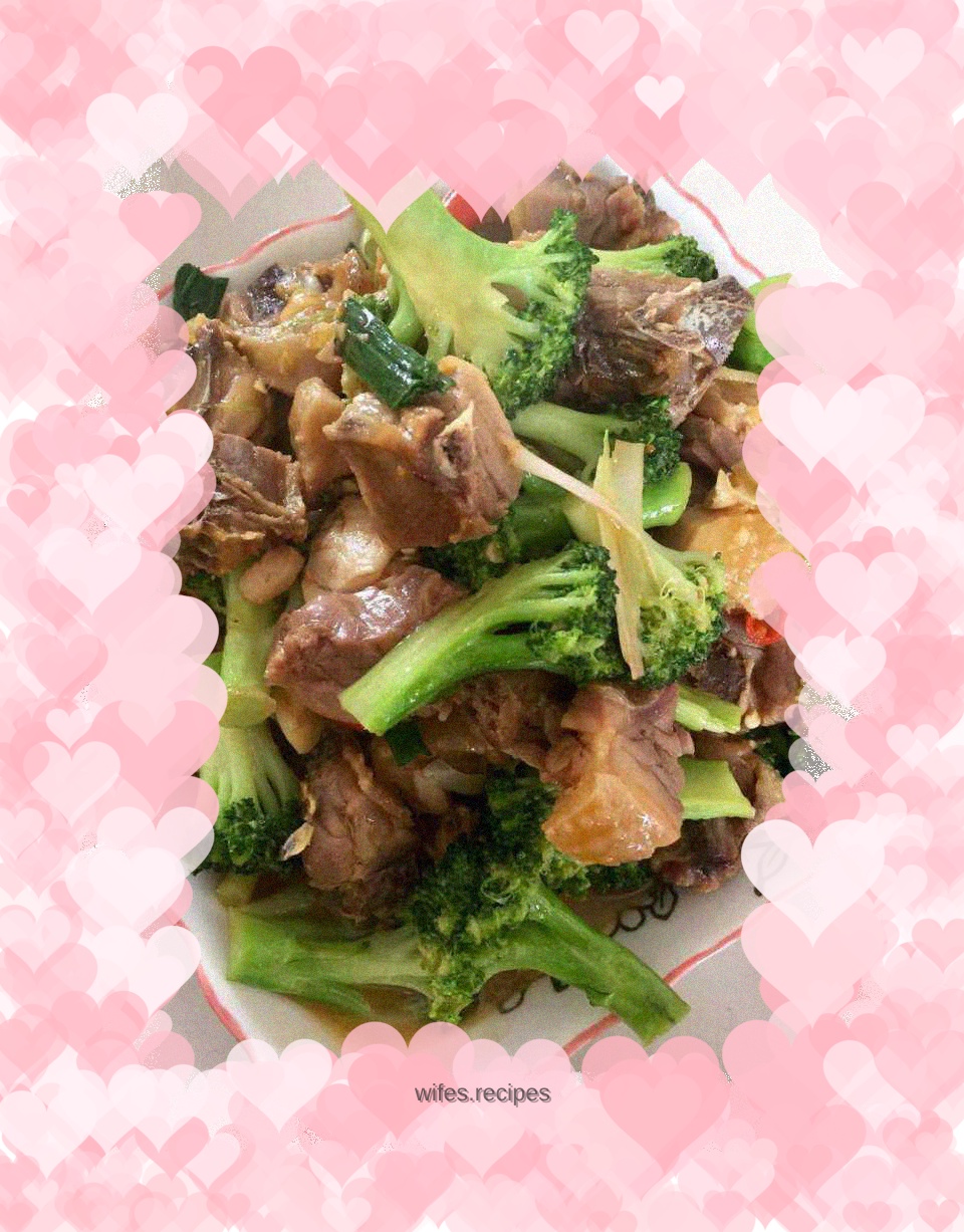 Braised Chicken and Broccoli