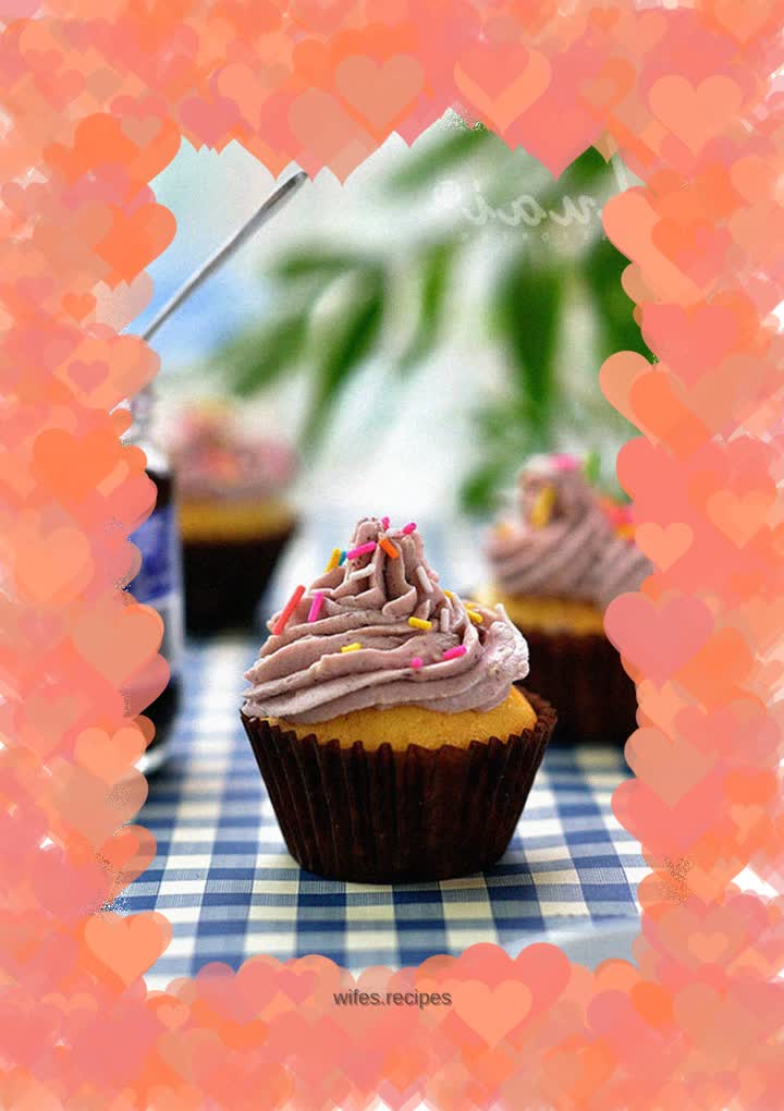 Yogurt Blueberry Cheesecake