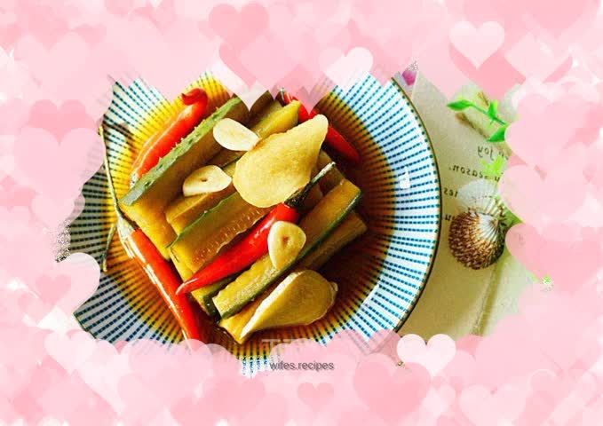 Refreshing pickled cucumber