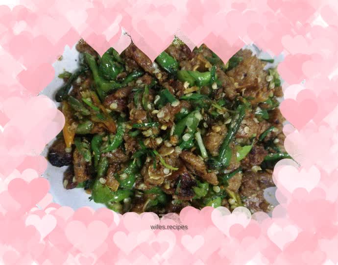 Fried chili oil residue