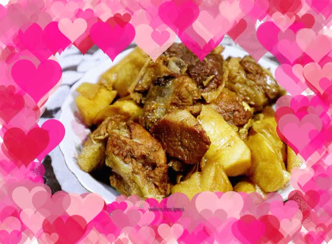 Braised pork ribs with winter bamboo shoots