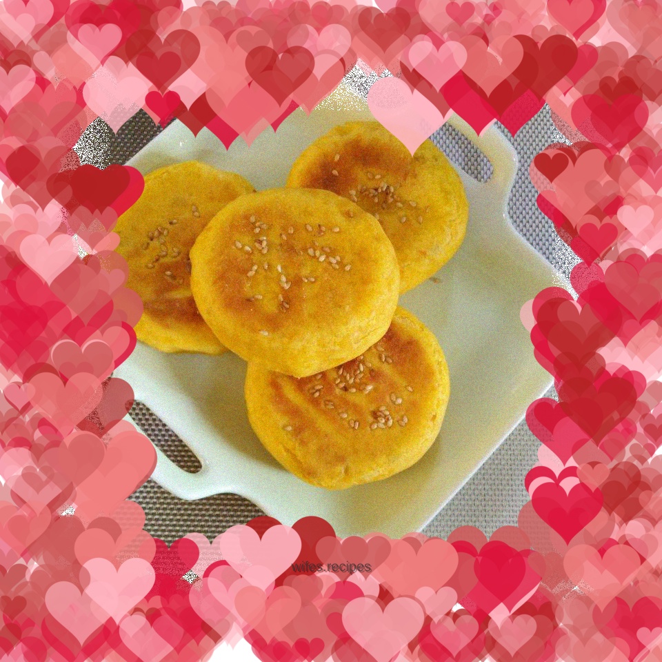 Pumpkin, sesame and bean paste cookies