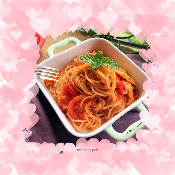 Tomato and egg pasta