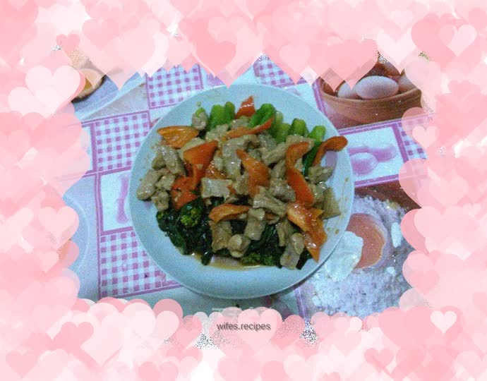 Stir-fried tenderloin with kale