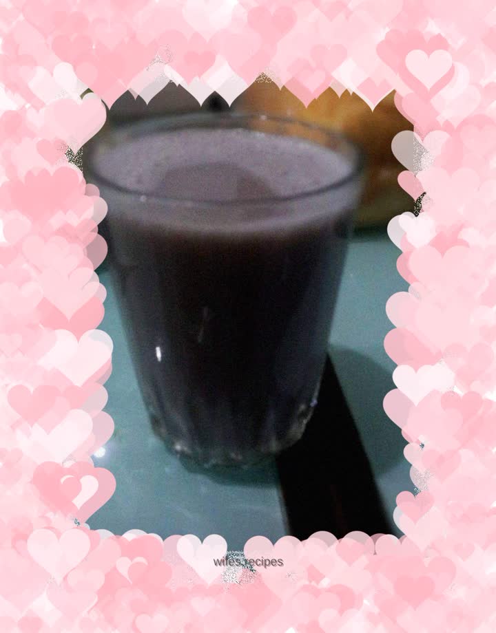 Hair care and kidney nourishing drink------Black beans, black rice, black sesame soy milk