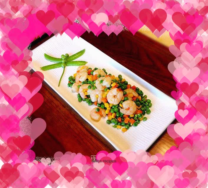 Green beans and fried shrimps