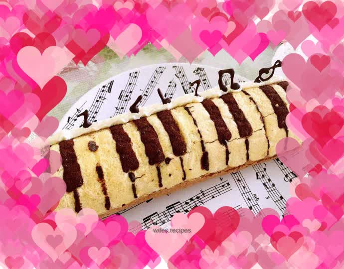 Piano Key Banana Cake Roll