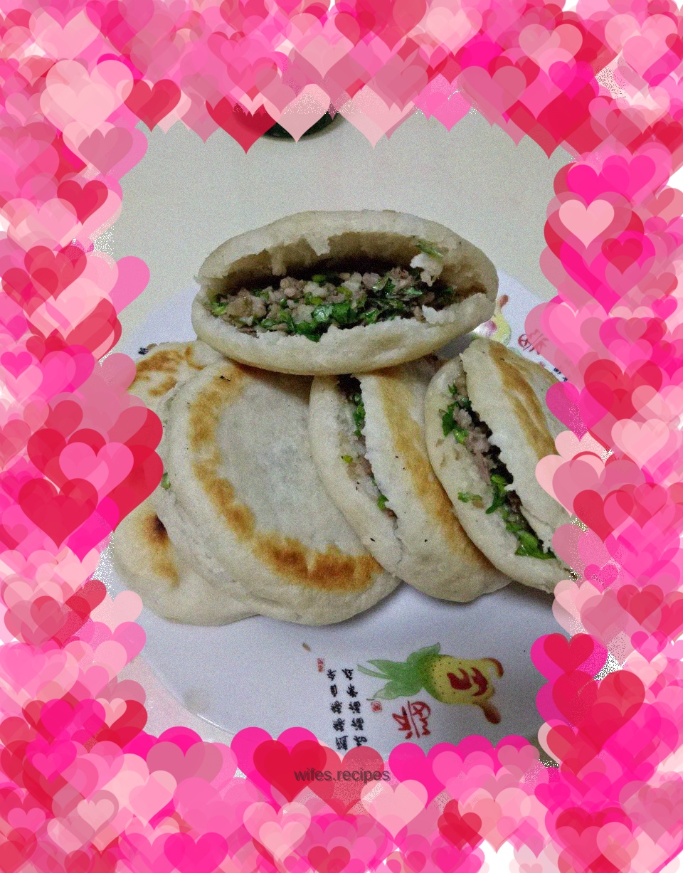 Meat and steamed buns