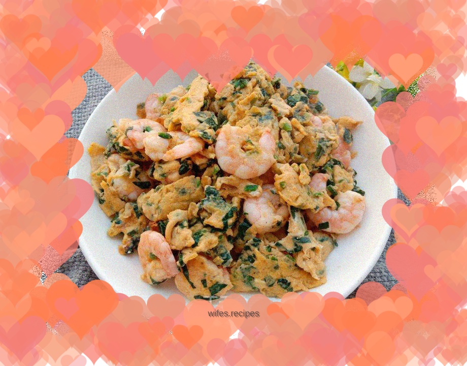 Stir-fried shrimps with spinach and eggs